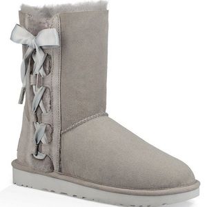 Grey UGGs w/ bow down side